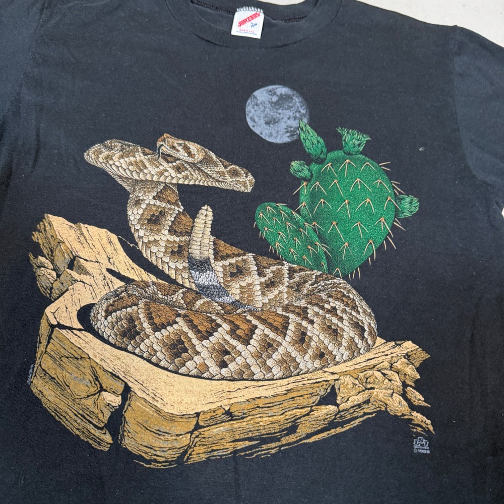 Vintage 1989 Jerzees Rattlesnake Desert Graphic T-Shirt Black Medium 80s USA - Picture 5 of 8